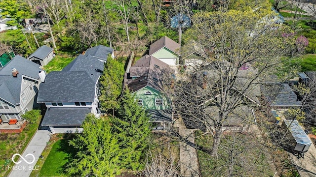 140 E 44th St, Indianapolis, IN 46205 - drone / aerial view featuring a residential view