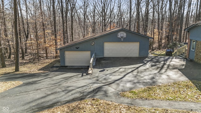 view of detached garage