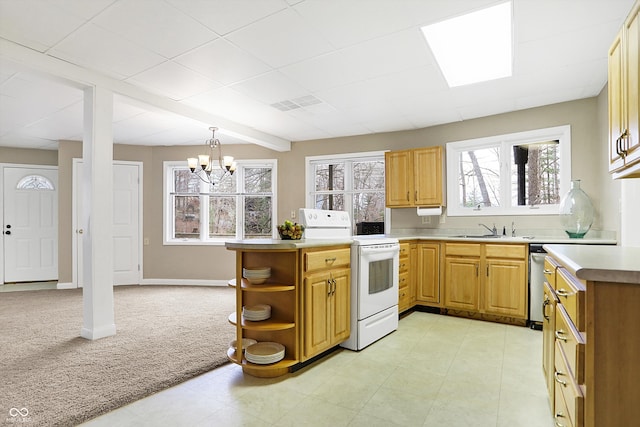 kitchen featuring light carpet, electric stove, open shelves, a sink, and a peninsula