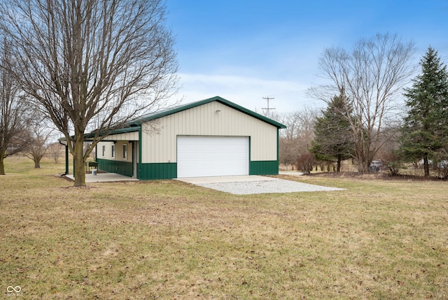 view of detached garage