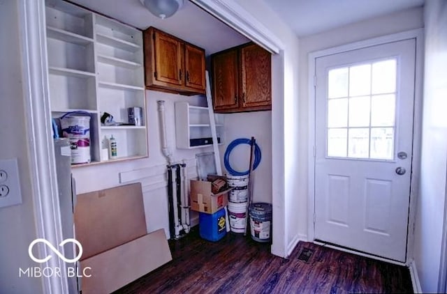 washroom featuring dark wood-style flooring