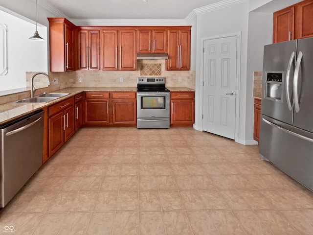 kitchen with a sink, under cabinet range hood, backsplash, stainless steel appliances, and crown molding