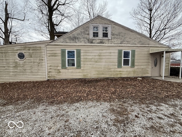 view of home's exterior