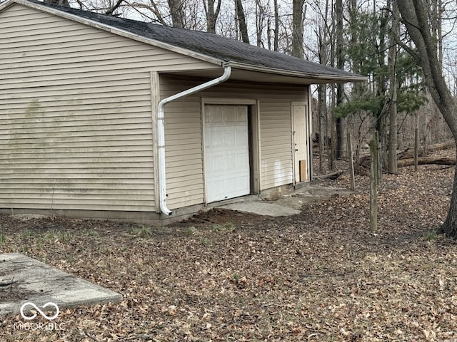 view of outbuilding with an outbuilding