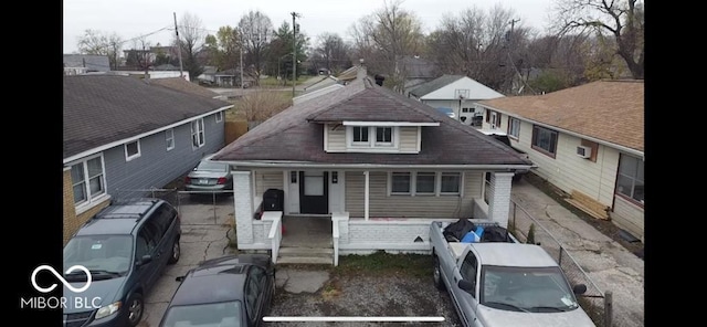 view of front of house featuring covered porch