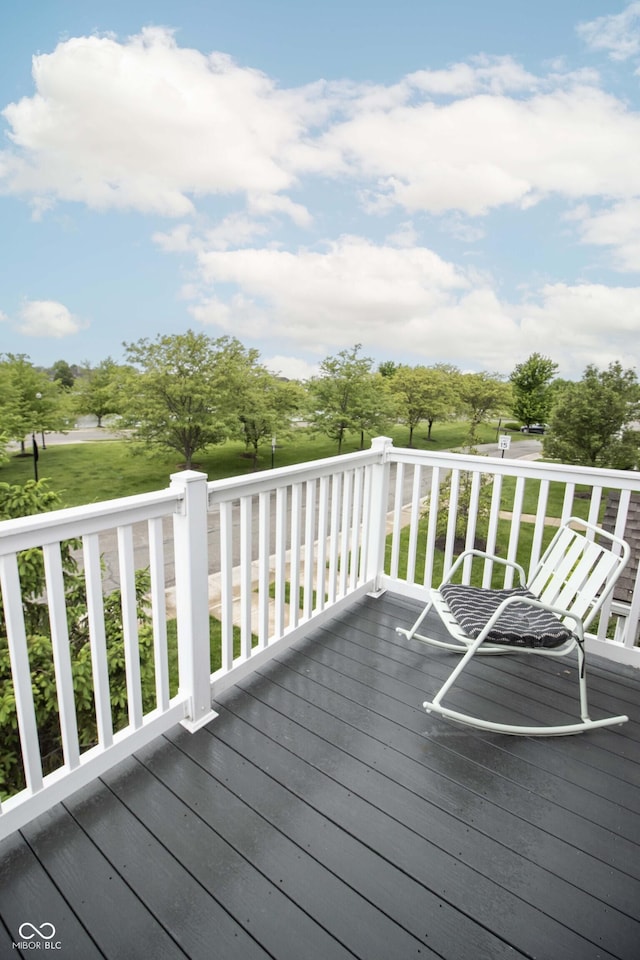 12145 Bubbling Brook Dr Unit 600, Fishers, IN 46038 - view of wooden terrace