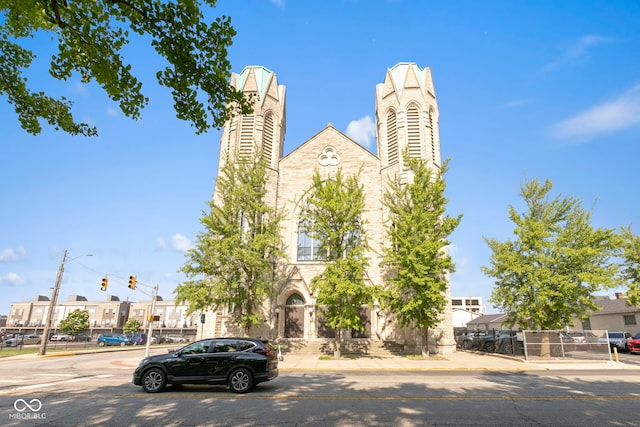 view of building exterior