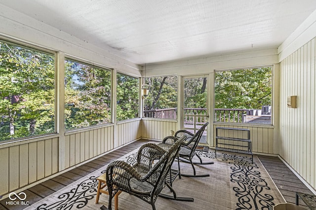 view of sunroom / solarium