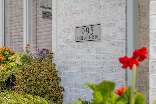 995 Westlake Hills Dr, Columbus, IN 47201 - photo 5