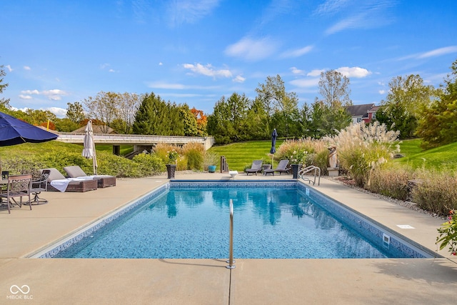 995 Westlake Hills Dr, Columbus, IN 47201 - photo 10