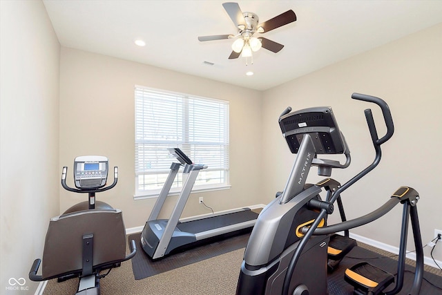 workout area featuring recessed lighting, baseboards, and a ceiling fan