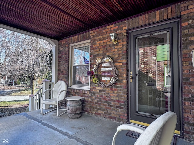 view of patio / terrace with covered porch