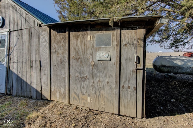 view of outdoor structure