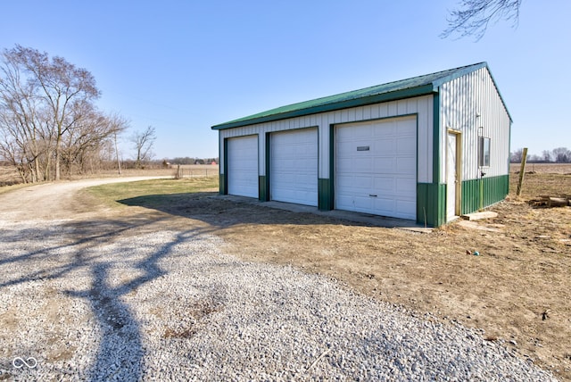 detached garage with driveway