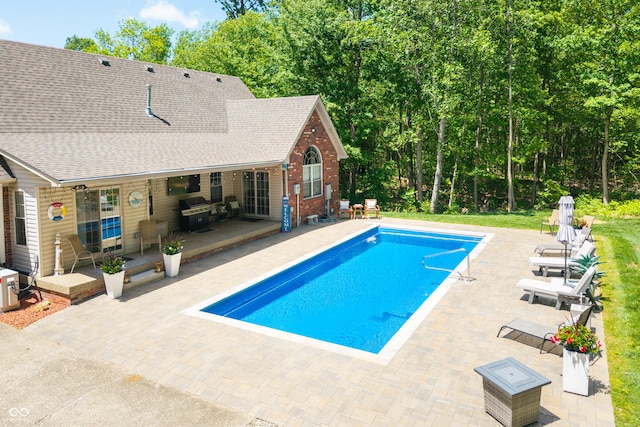 128 Walts Rd, Georgetown, IN 47122 - swimming pool with a patio and area for grilling