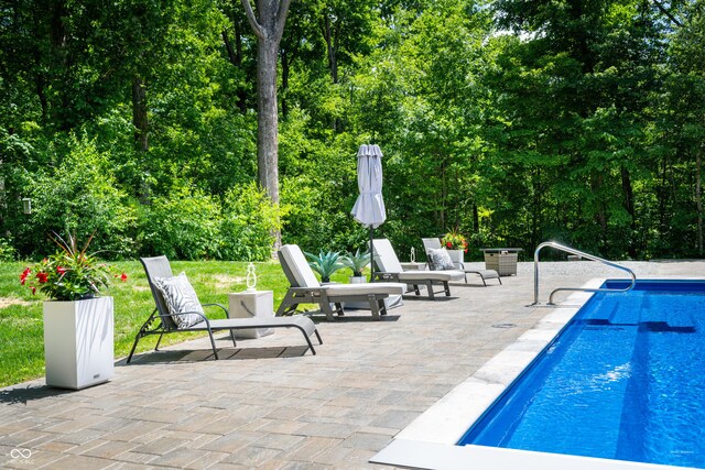 128 Walts Rd, Georgetown, IN 47122 - outdoor pool featuring a patio area