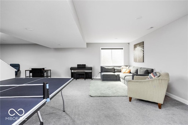 playroom with carpet flooring, visible vents, and baseboards