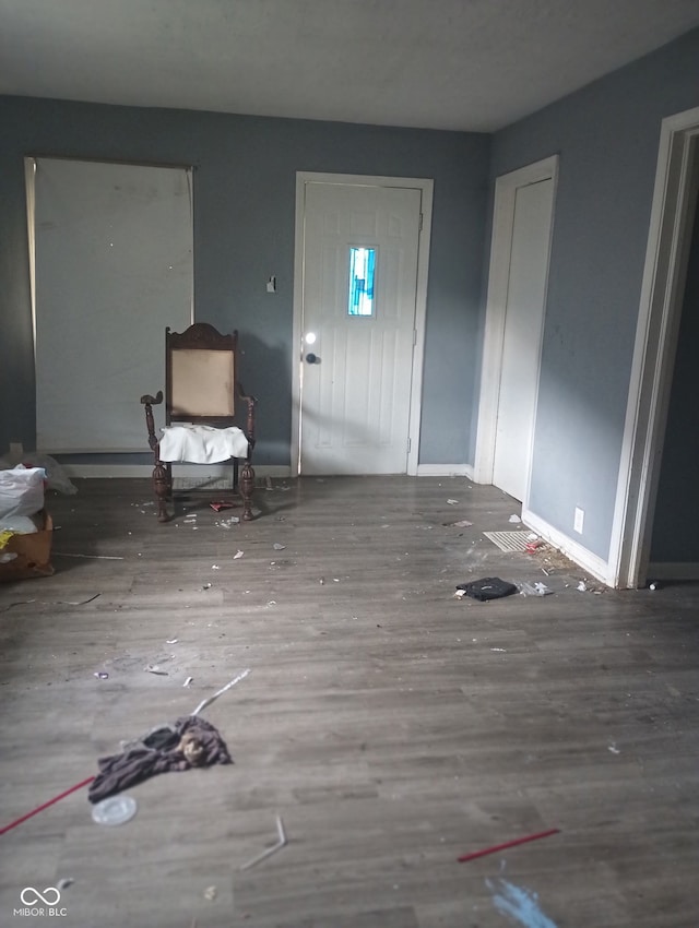 335 S Dearborn St, Indianapolis, IN 46201 - photo 13
