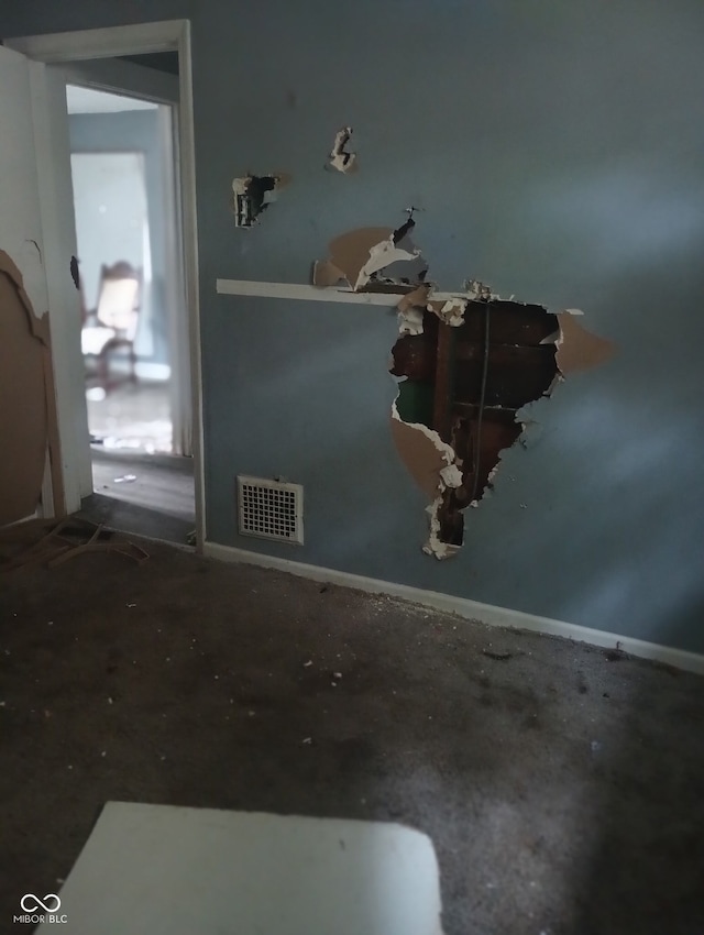 335 S Dearborn St, Indianapolis, IN 46201 - photo 12