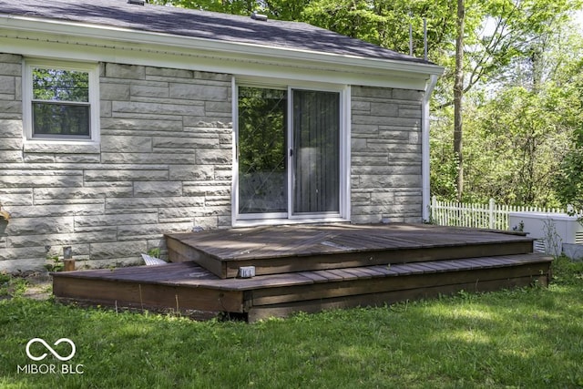 6204 S Madison Ave, Indianapolis, IN 46227 - view of wooden terrace