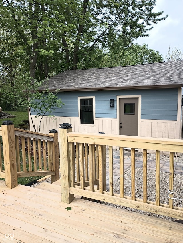 5603 S Randolph St, Indianapolis, IN 46227 - deck with an outbuilding