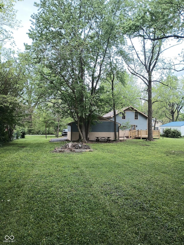 5603 S Randolph St, Indianapolis, IN 46227 - view of yard with a wooden deck