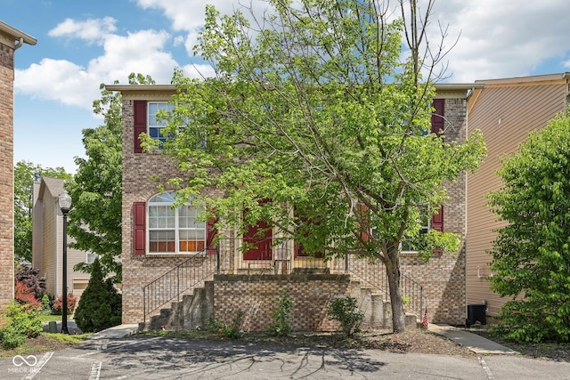 3052 Skylar Ln, Indianapolis, IN 46208 - photo 1