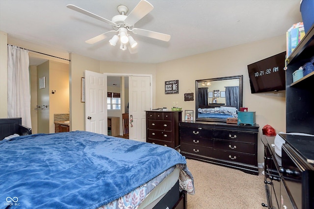 bedroom with a ceiling fan