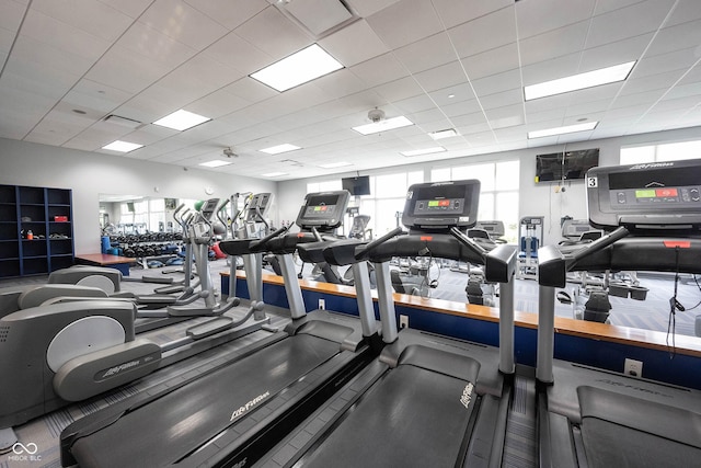 workout area with a drop ceiling