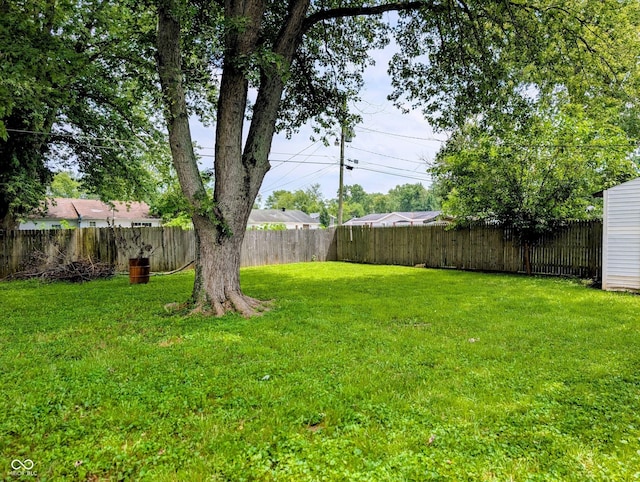 611 Della Rd, Columbus, IN 47203 - photo 18