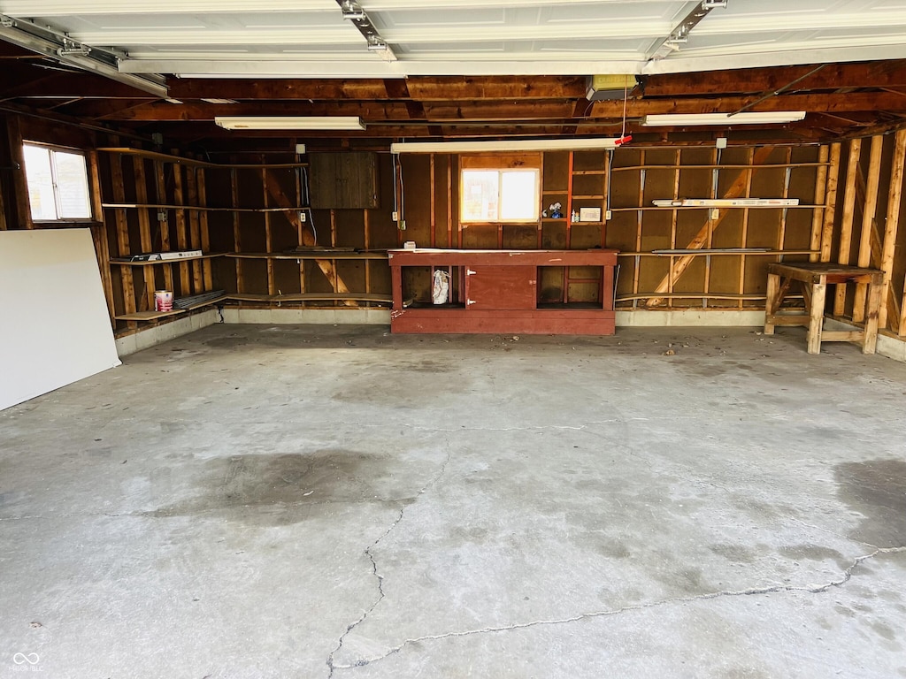 1607 Elmhurst Dr, Indianapolis, IN 46219 - view of garage