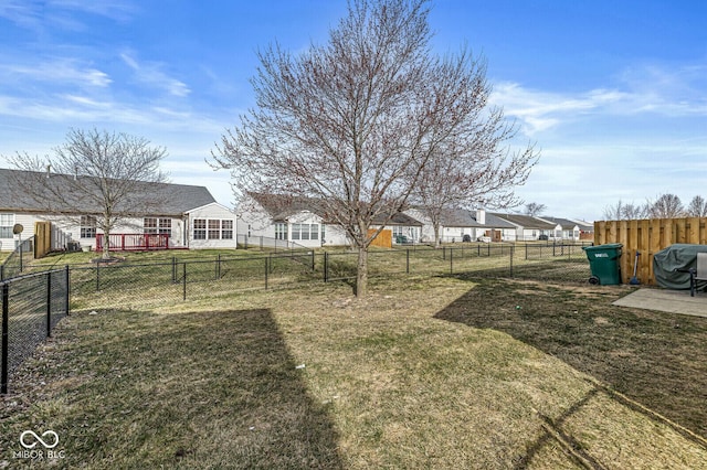 view of yard featuring a fenced backyard