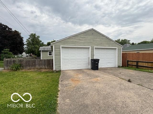 1713 Charles St, Lafayette, IN 47904 - view of detached garage