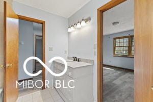 11336 Bloomfield Ct, Indianapolis, IN 46259 - photo 13