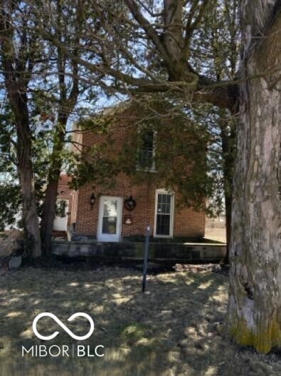 635 W Pearl St, Union City, IN 47390 - view of front of home with brick siding