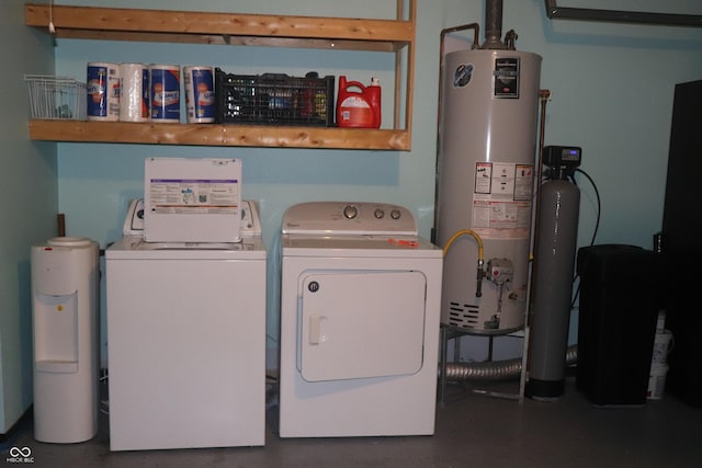 8137 S Delaware St, Indianapolis, IN 46227 - washroom with gas water heater, laundry area, and washing machine and clothes dryer