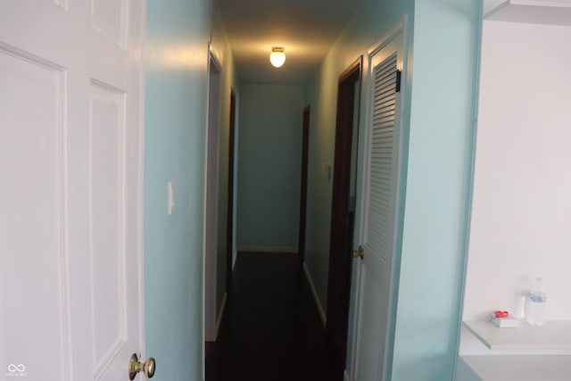 8137 S Delaware St, Indianapolis, IN 46227 - view of hallway