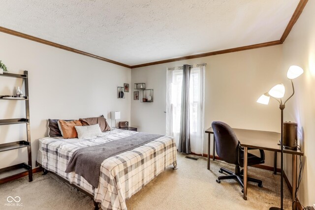 7152 Sandalwood Dr, Avon, IN 46123 - bedroom with a textured ceiling, visible vents, crown molding, baseboards, and light carpet