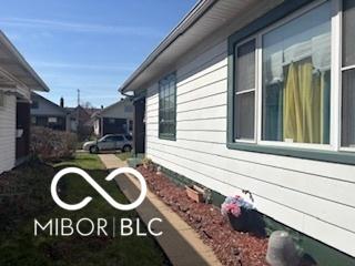 1405 N Mount St, Indianapolis, IN 46222 - photo 11