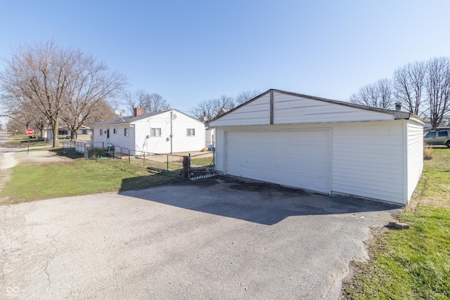 1701 Nelson Ave, Indianapolis, IN 46203 - detached garage with fence