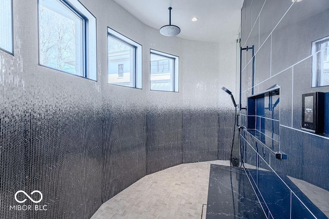 395 Breakwater Dr, Fishers, IN 46037 - full bathroom featuring recessed lighting and walk in shower