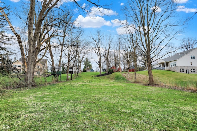 450 W Ash St, Zionsville, IN 46077 - view of yard with a residential view