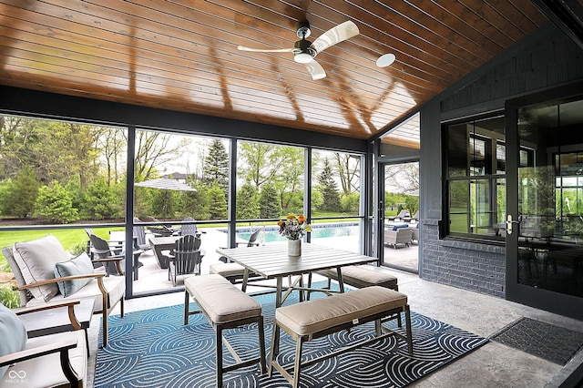5120 Melbourne Pl, Zionsville, IN 46077 - sunroom / solarium with vaulted ceiling, a ceiling fan, and outdoor dining area