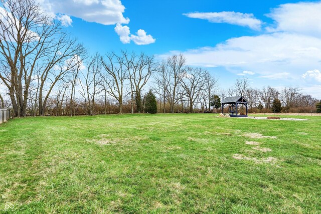 5371 Lue Ann Ln, Mooresville, IN 46158 - view of yard with a gazebo