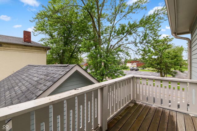 1665 N College Ave, Indianapolis, IN 46202 - view of wooden terrace