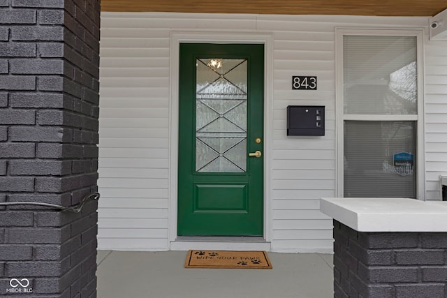 843 N Oxford St, Indianapolis, IN 46201 - doorway to property with a porch