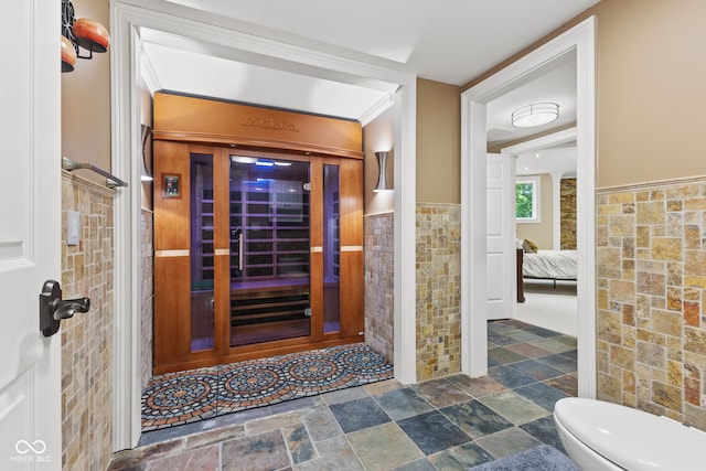 10821 Club Point Dr, Fishers, IN 46037 - interior space