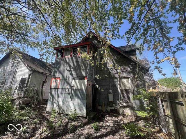 35 N Arsenal Ave, Indianapolis, IN 46201 - photo 5