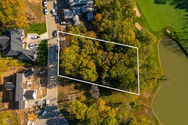 10435 Somerford Rdg, Zionsville, IN 46077