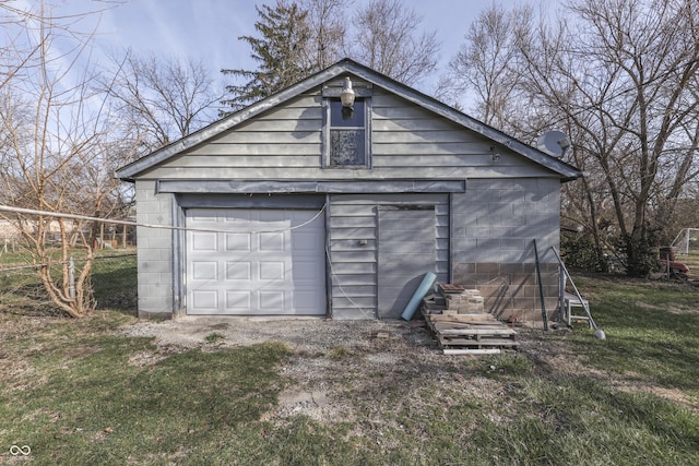 5110 Chelsea Rd, Indianapolis, IN 46241 - view of detached garage